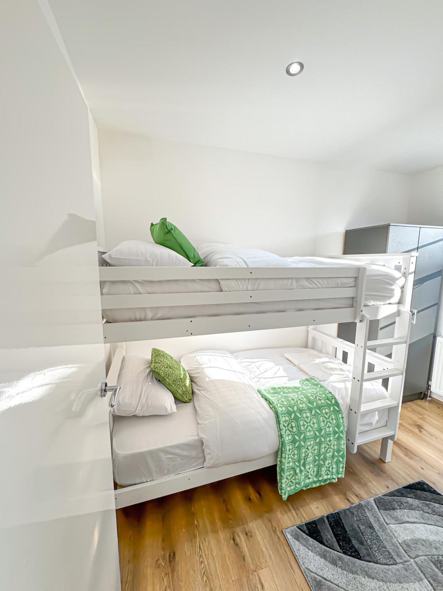 Luxury Flat For 6 - 5 Min Walk From Camden Market Hw4 Лондон Экстерьер фото